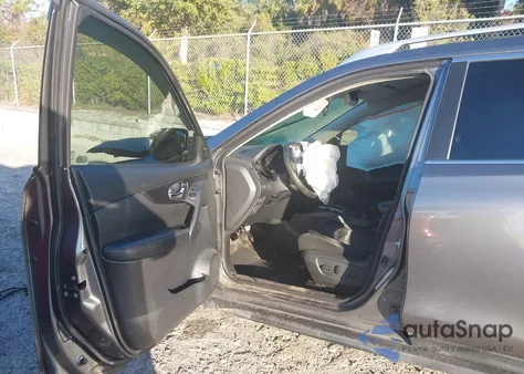 2018 Nissan Rogue Sv z USA, uszkodzony, nr VIN KNMAT2MT1JP614608